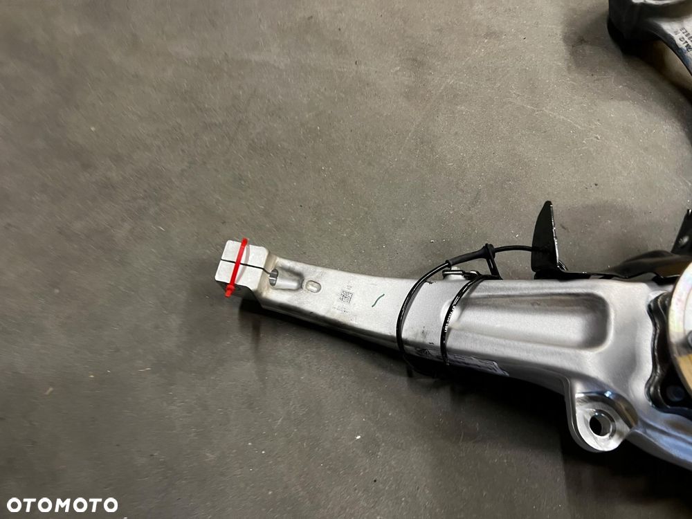 ZWROTNICA PIASTA CZUJNIK ABS PRZÓD PRAWY LAND ROVER DEFENDER II L663 - 3