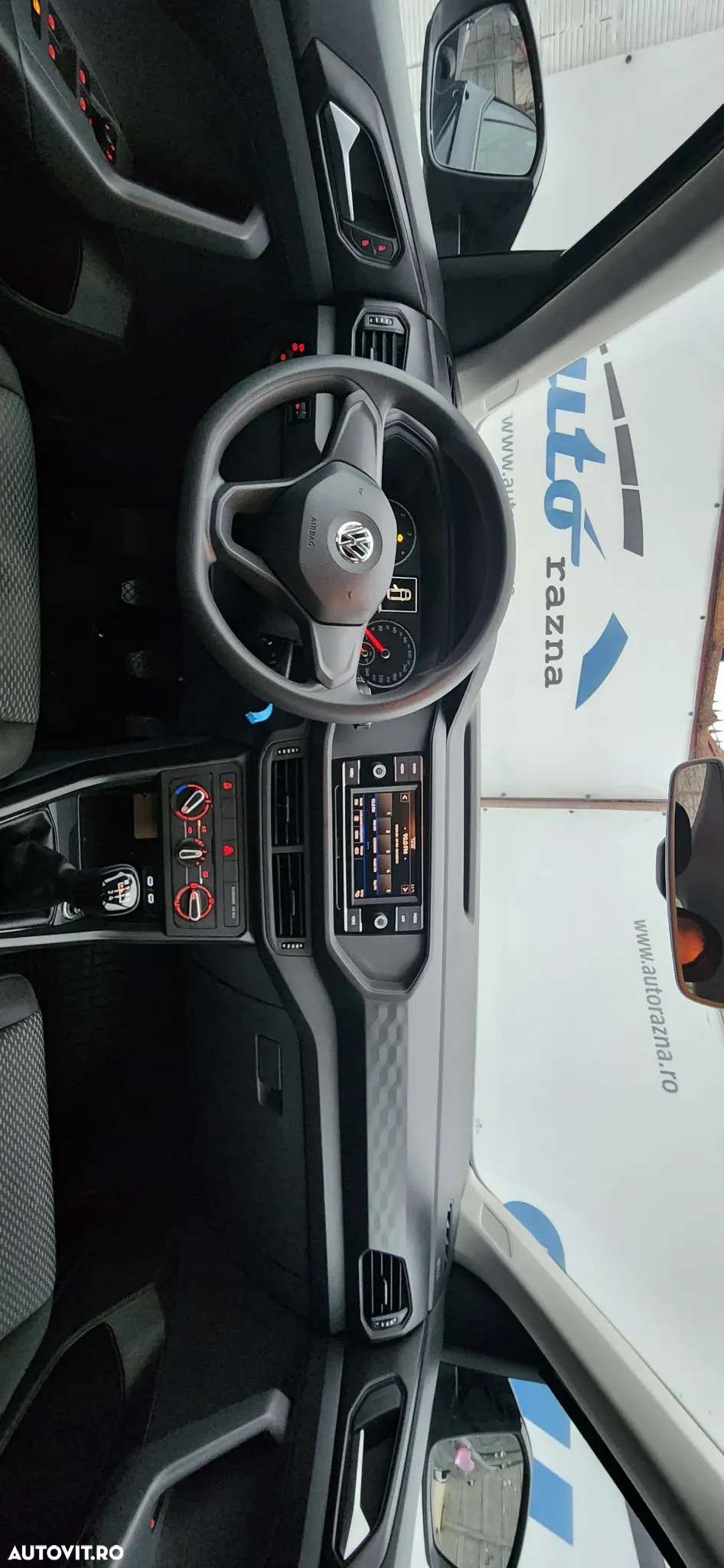 Volkswagen T-Cross 1.6 TDI Base - 2