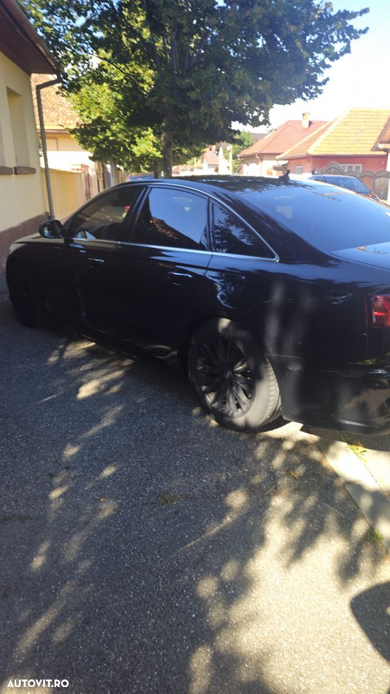 Audi A6 Avant 3.0 TDI quattro S tronic - 5