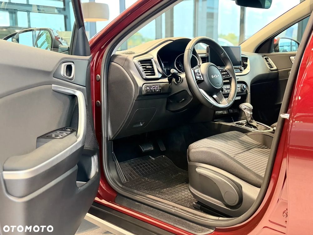 Kia XCeed 1.6 T-GDI M DCT - 6