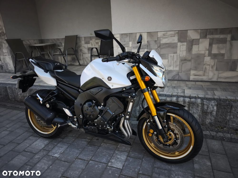 Yamaha FZ8 - 26