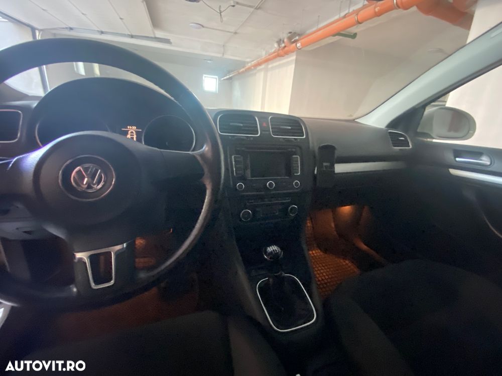 Volkswagen Golf 2.0 TDI Highline - 9
