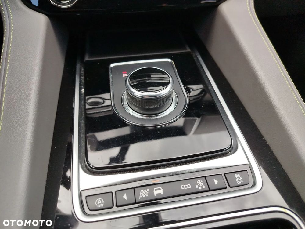 Jaguar F-Pace 2.0 i4P AWD R-Sport - 21