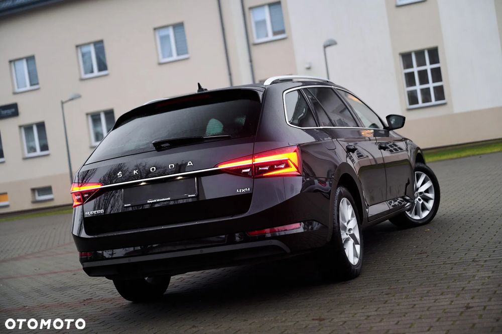 Skoda Superb 2.0 TDI 4x4 Style DSG - 2
