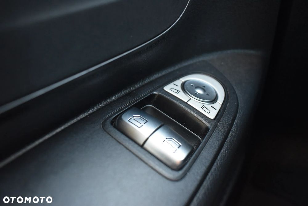 Mercedes-Benz VITO 116 CDI - 18