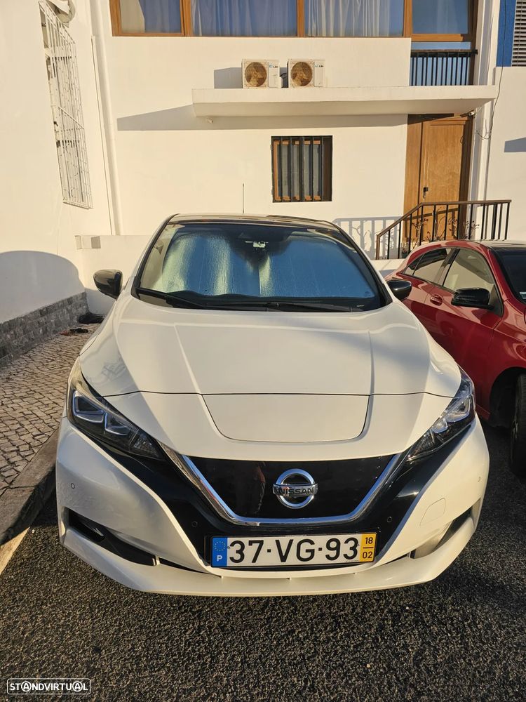 Nissan Leaf Tekna Two Tone - 1