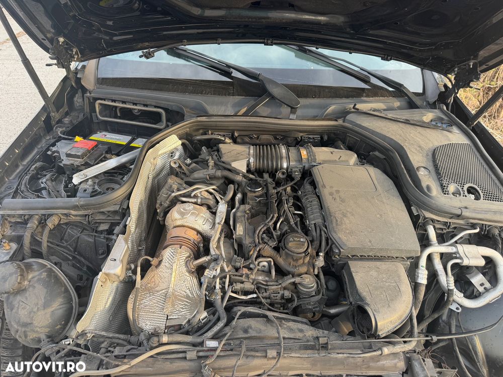 Mercedes-Benz E - 14