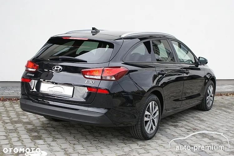 Hyundai i30 Kombi 1.6 CRDI Family+ - 4