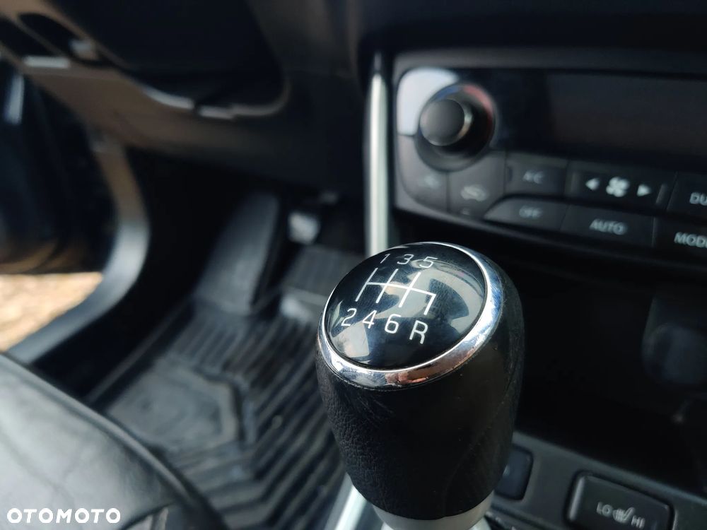 Suzuki SX4 S-Cross 1.4 T Premium - 15