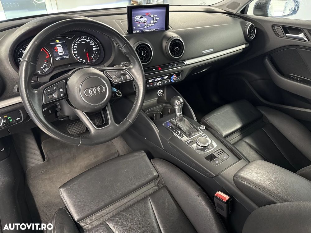 Audi A3 1.6 TDI S tronic design - 12