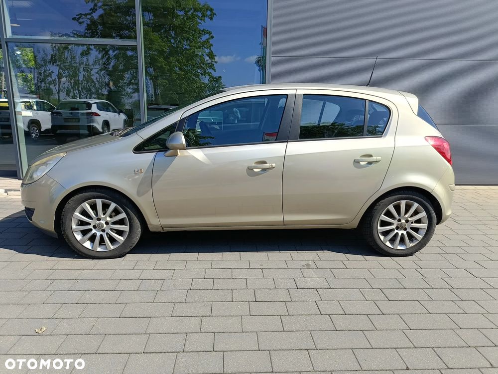 Opel Corsa 1.4 Cosmo - 3