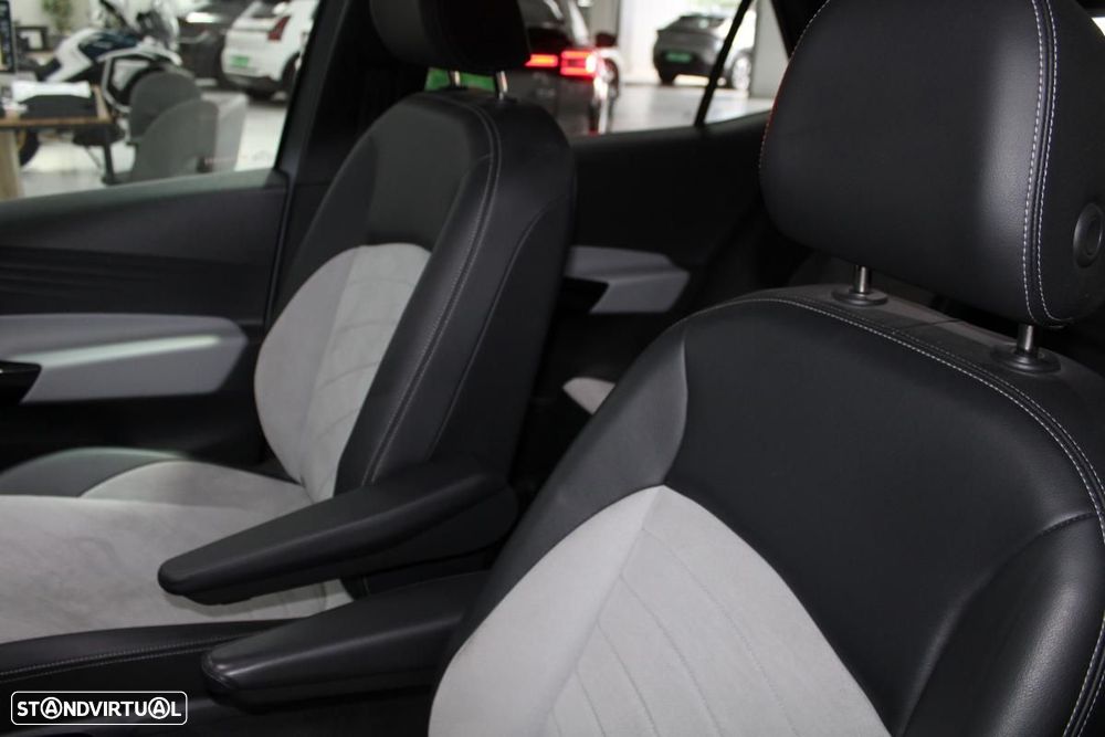 VW ID.3 Pro Performance - 11
