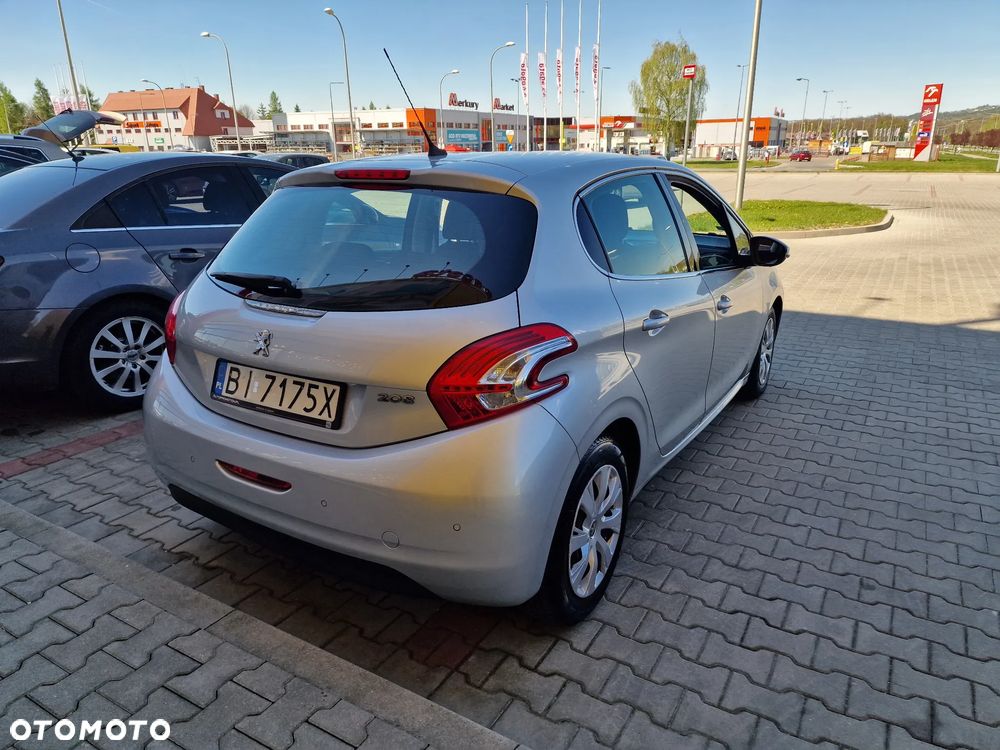 Peugeot 208 HDi 68 Access - 3