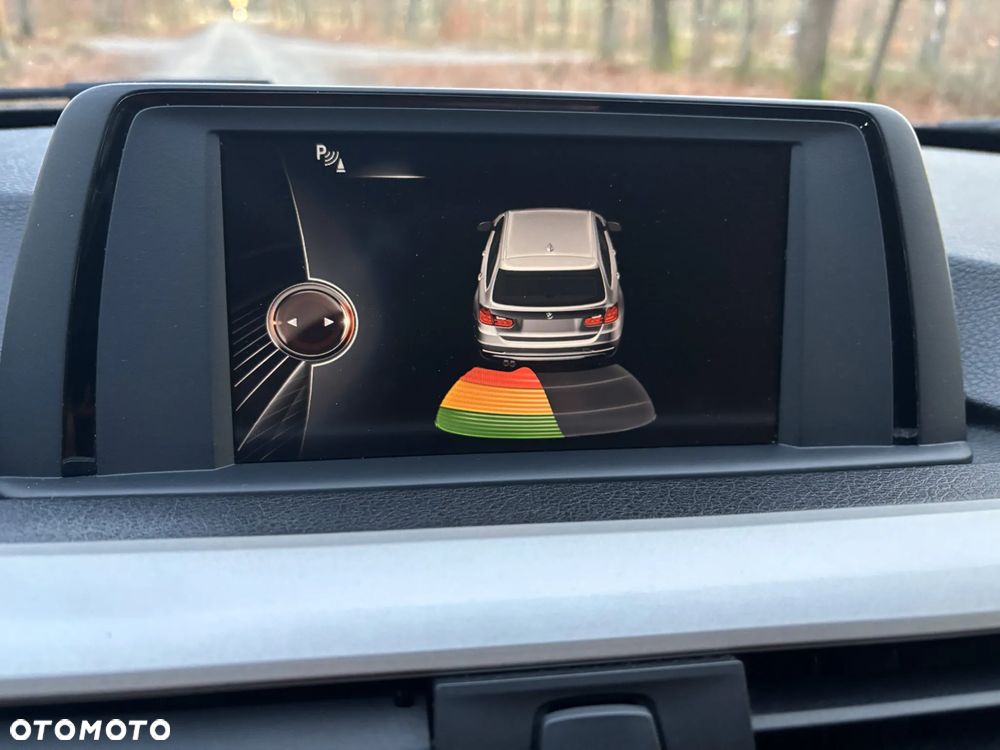 BMW Seria 3 318d Advantage - 22