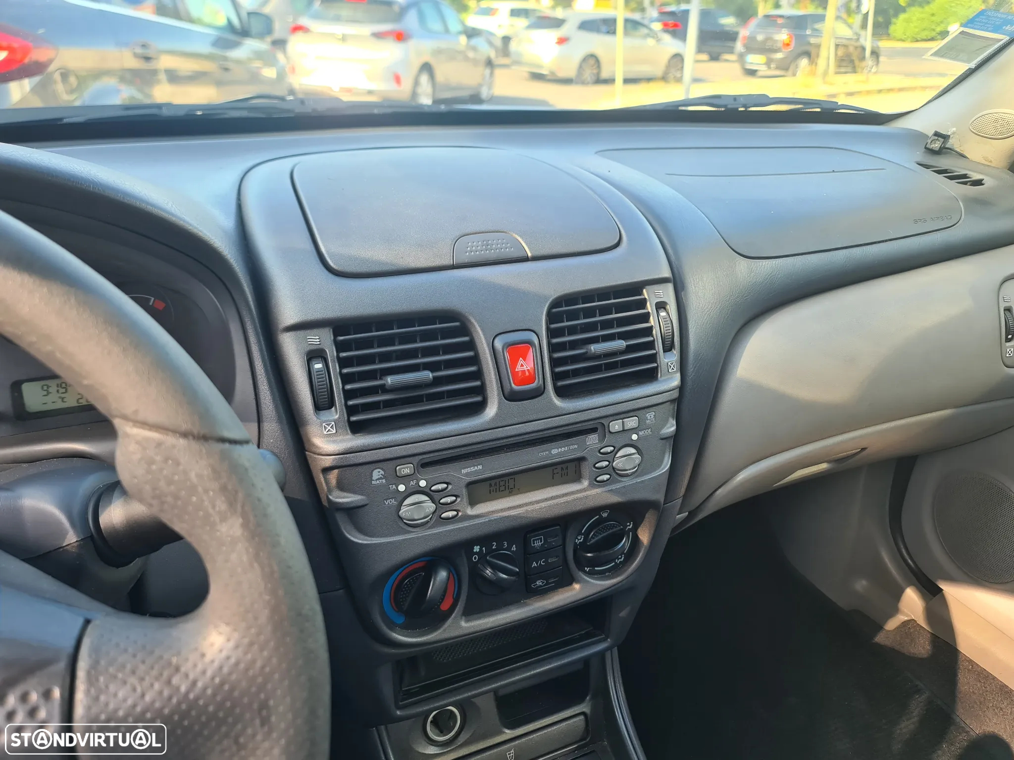 Nissan Almera 1.5 Comfort ABS+AC - 5
