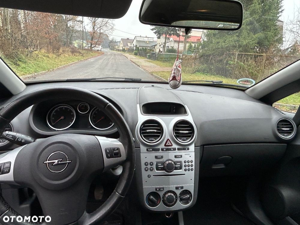 Opel Corsa - 8