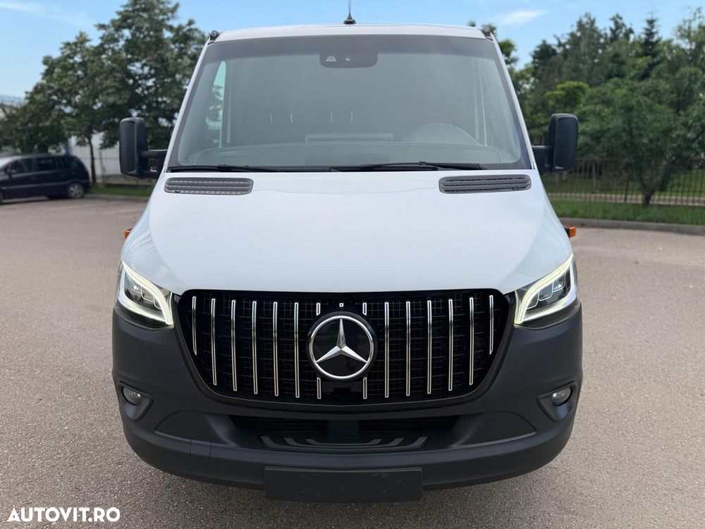 Mercedes-Benz Sprinter - 24