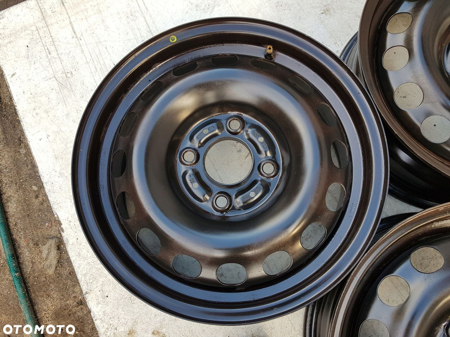 FELGI 15 VOLVO V40 MITSUBISHI COLT GALANT CARISMA - 8