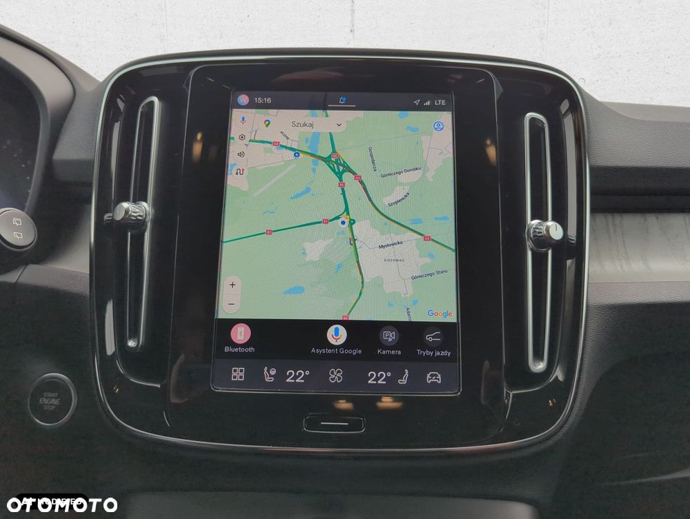 Volvo XC 40 - 25