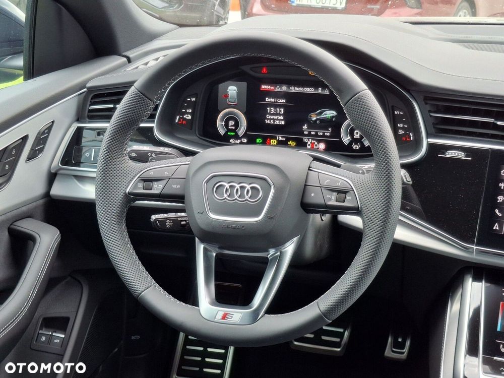 Audi Q8 - 24