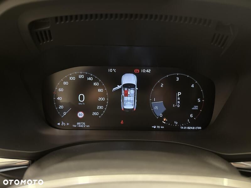 Volvo XC 60 D4 Momentum Pro - 14