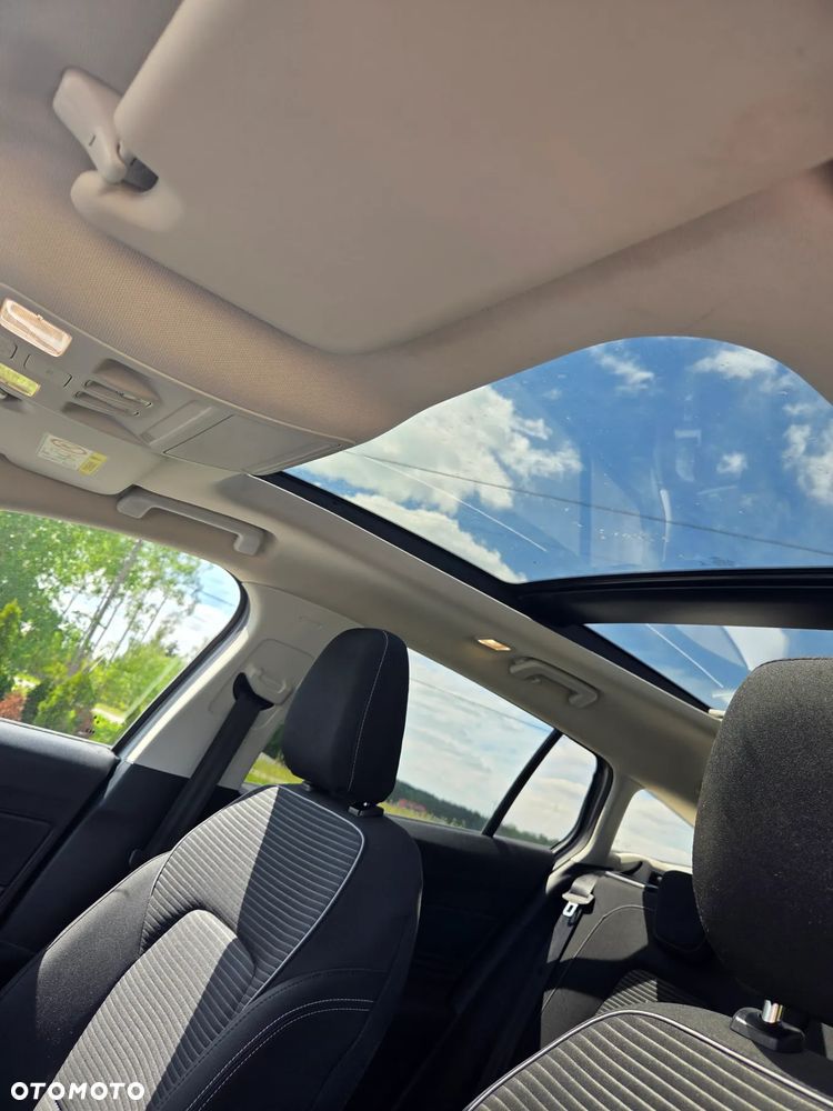 Ford Focus 1.0 EcoBoost Hybrid TITANIUM X - 5