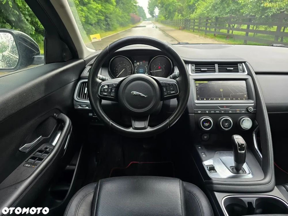Jaguar E-Pace D150 AWD HSE - 6