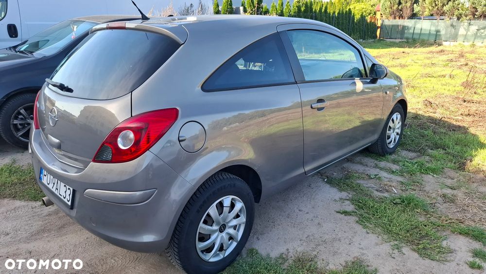 Opel Corsa - 4