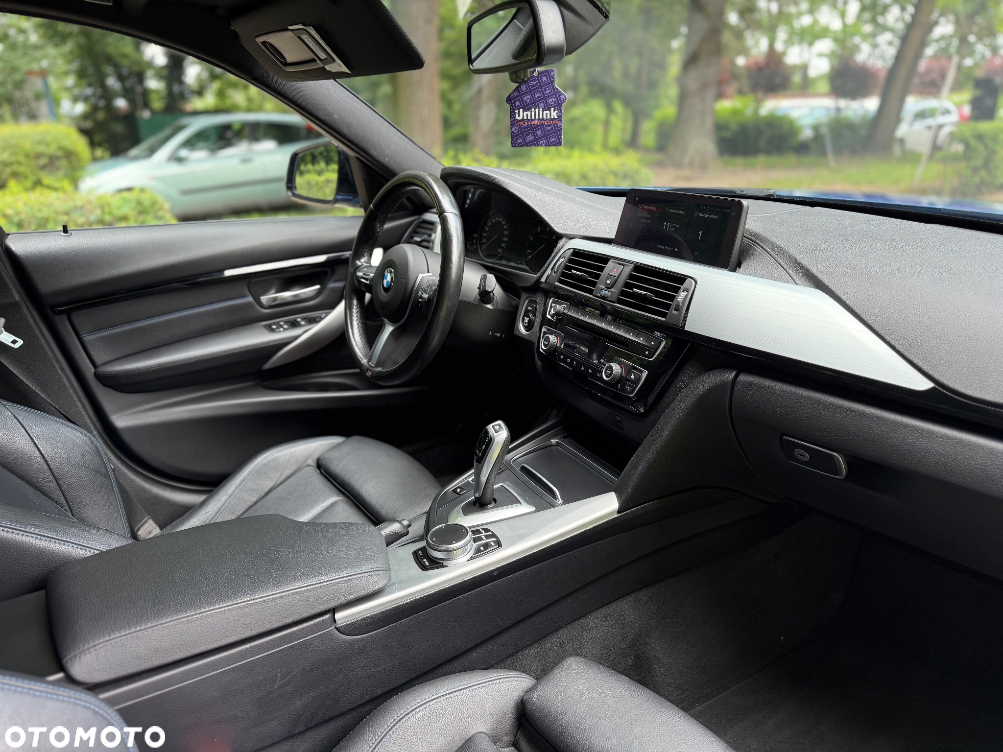 BMW Seria 3 320d xDrive - 16