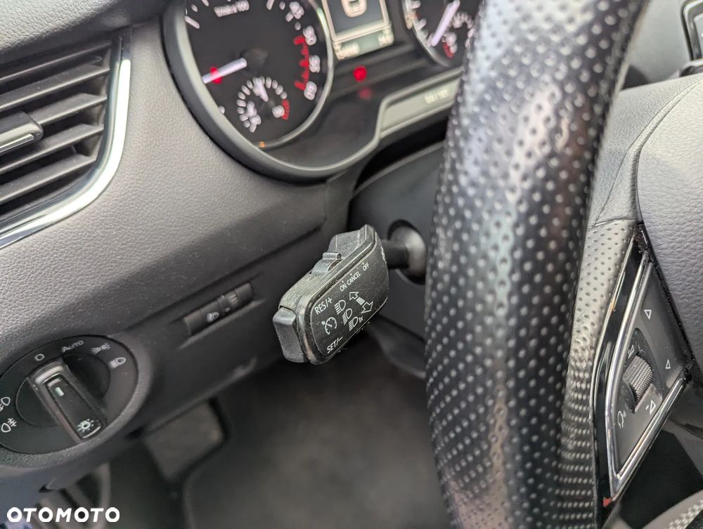 Skoda Octavia 1.6 TDI Ambition - 17