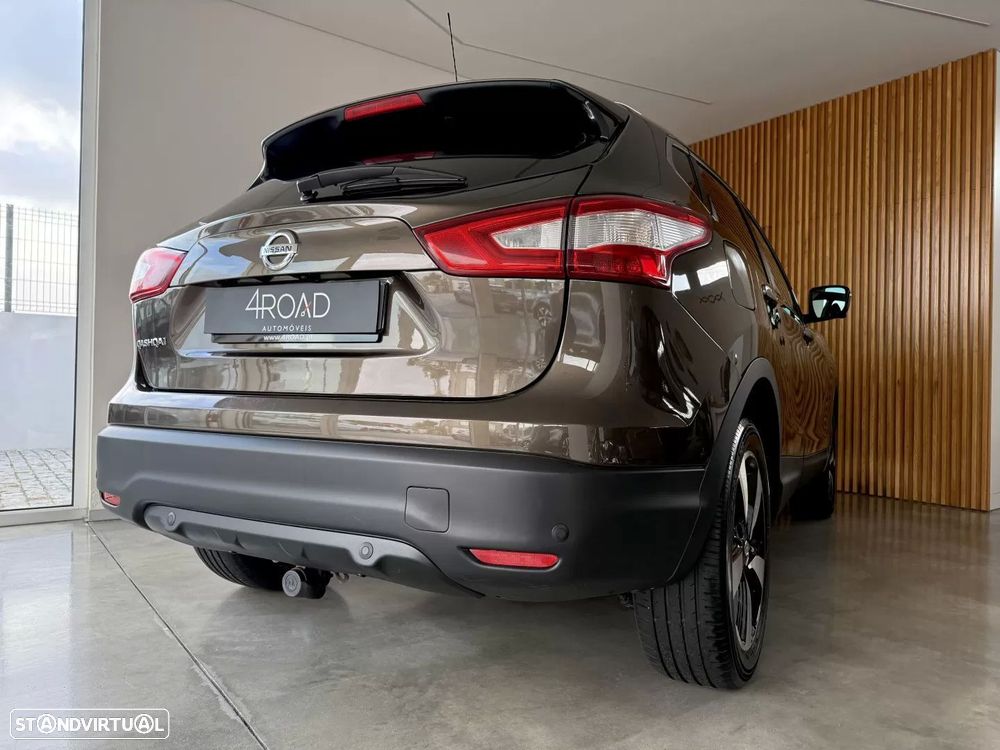 Nissan Qashqai 1.5 dCi Tekna Sport 18 360 - 12