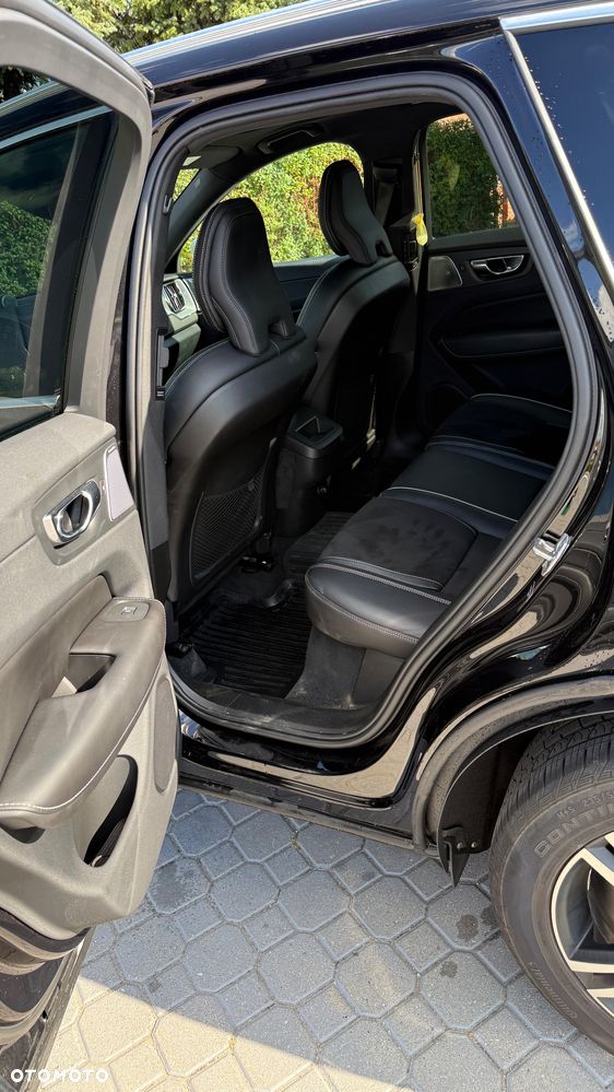 Volvo XC 60 T6 AWD R-Design - 12