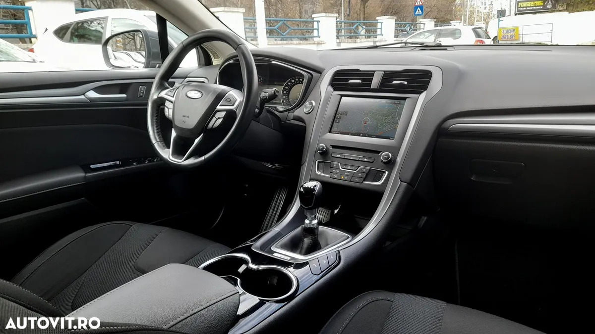 Ford Mondeo 1.5 TDCi ECOnetic Start-Stopp Titanium - 23