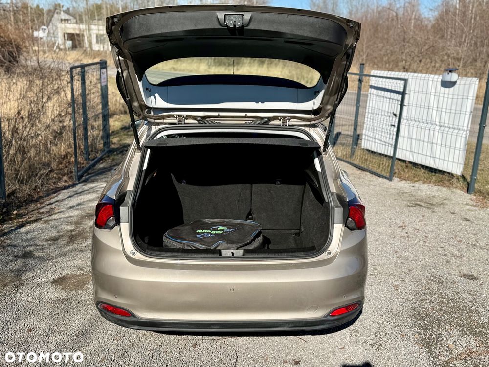 Fiat Tipo 1.4 T-Jet 16v Lounge - 4