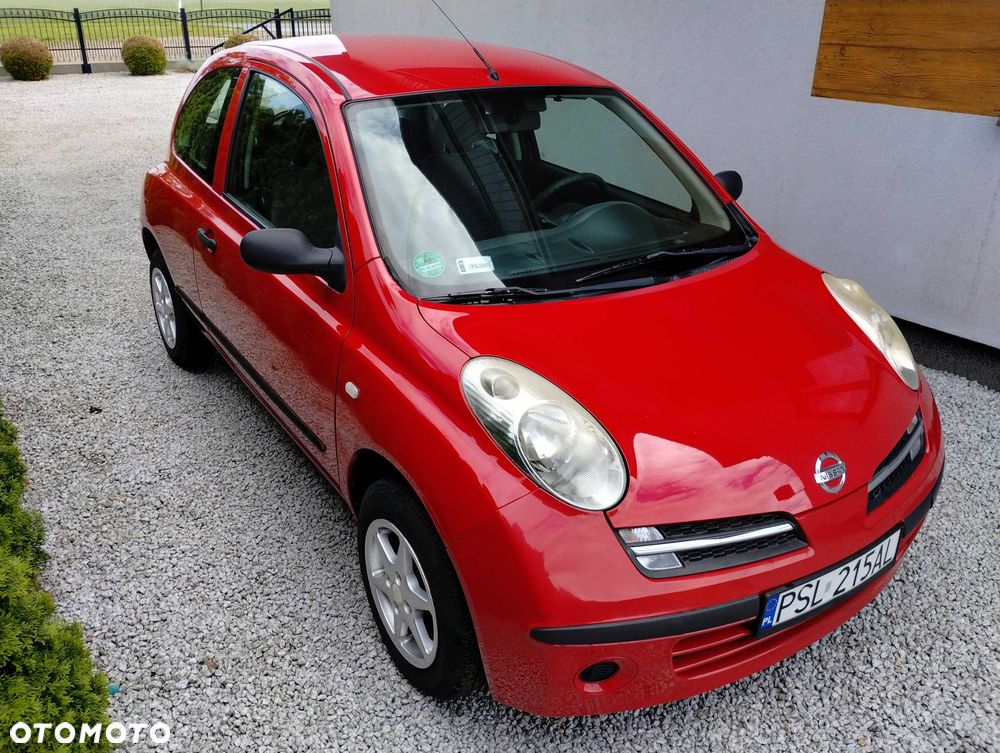 Nissan Micra - 1