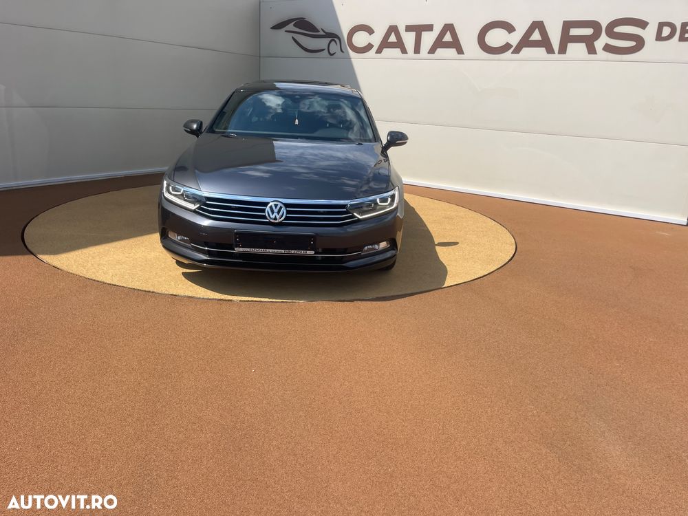 Volkswagen Passat 2.0 TDI DSG (BlueMotion Technology) Highline - 2