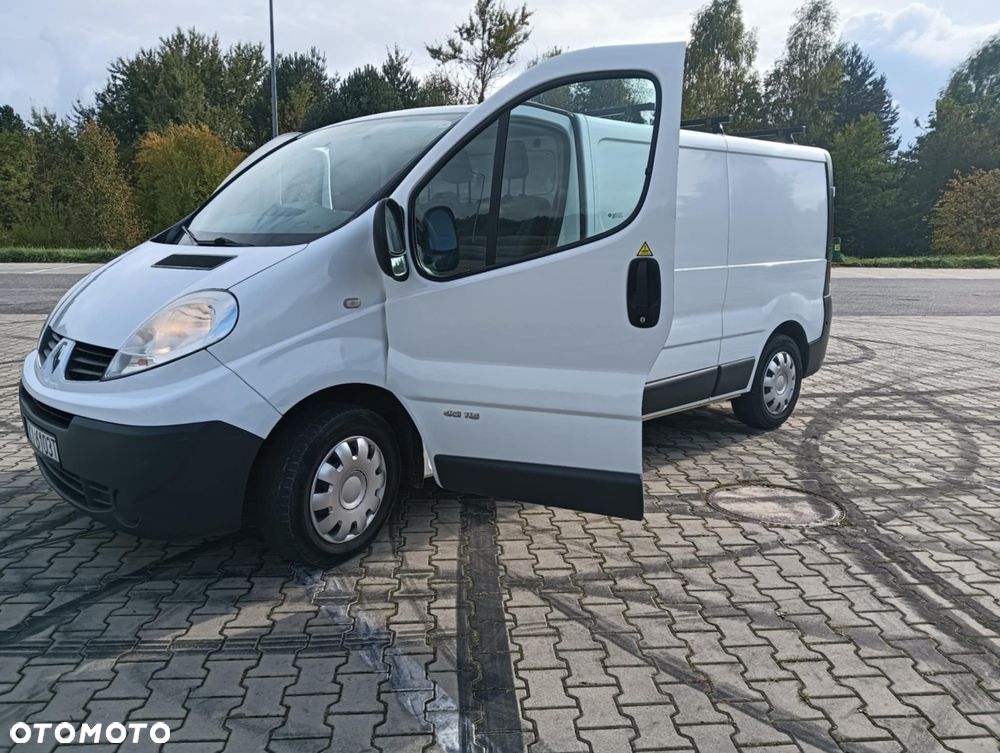 Renault Trafic - 1
