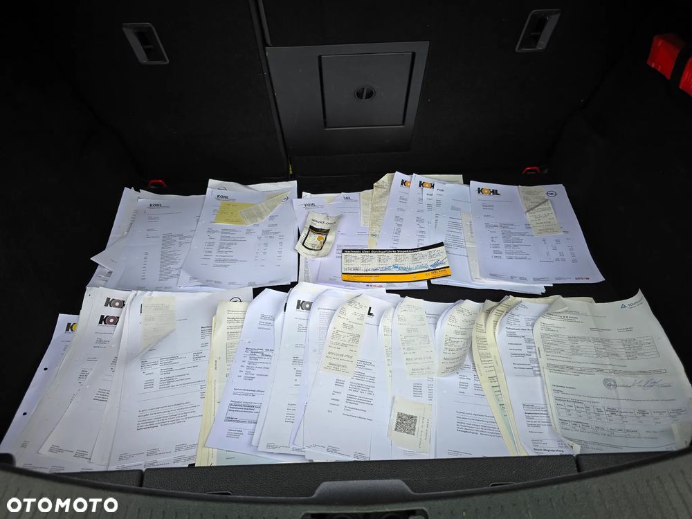 Opel Astra 1.6 Turbo Innovation - 9