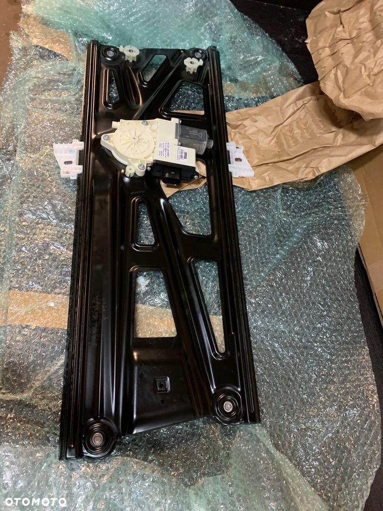 MECHANIZM PODNOSZENIA SZYBY DAF XF 106  EURO 6 1881915