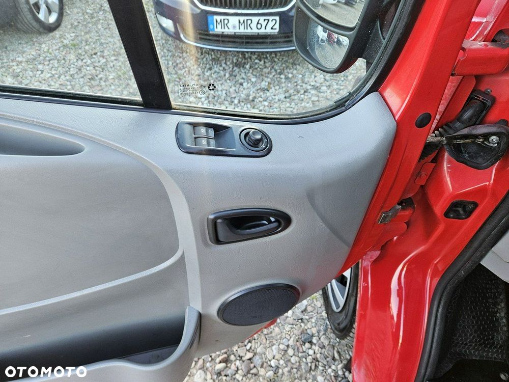 Opel Vivaro - 13
