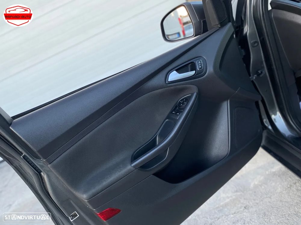 Ford Focus 1.5 TDCi Trend+ - 6