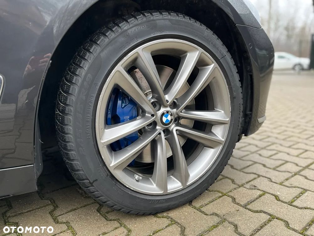 BMW Seria 7 750i xDrive - 10
