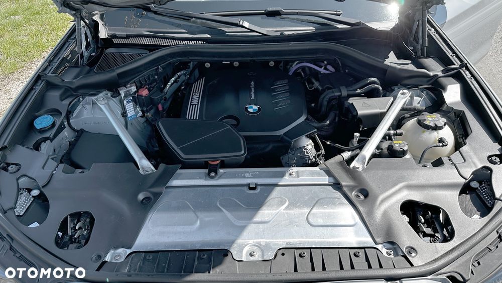 BMW X3 xDrive20d - 14