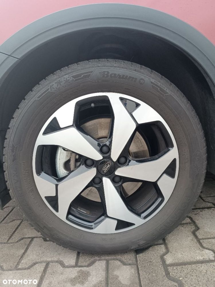 Ford Tourneo Connect Grand - 23