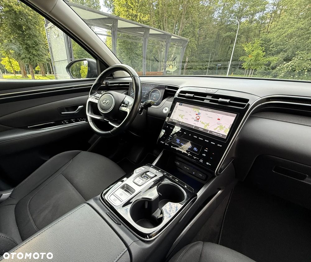 Hyundai Tucson 1.6 T-GDi HEV Executive 2WD - 25