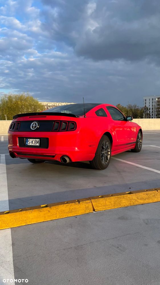 Ford Mustang 3.7 V6 Premium - 3