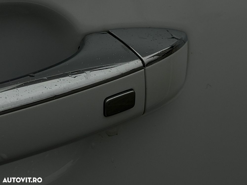 MG ZS EV Luxury - 15