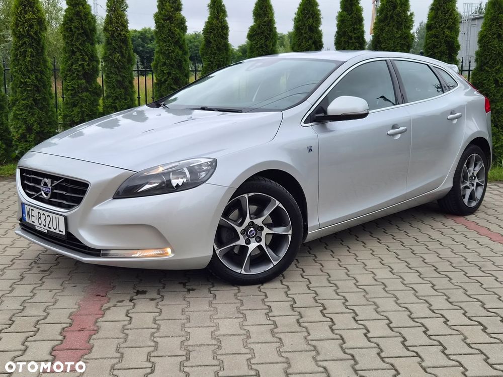 Volvo V40 T4 Ocean Race - 1
