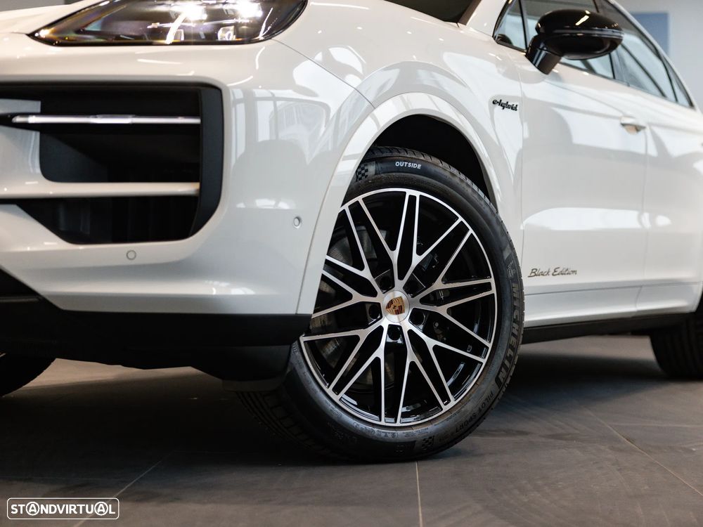 Porsche Cayenne Coupé E-Hybrid Black Edition - 19