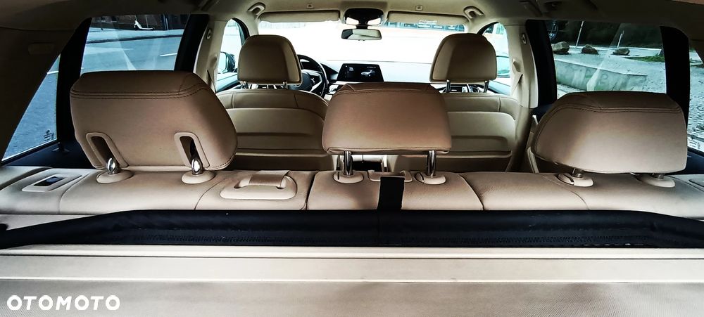 BMW Seria 5 520d Luxury Line sport - 11